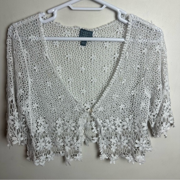 Rabbit Designs Daisy Lace Shrug Cardigan Women's Size Large Top White Flaws Boho - Picture 11 of 11